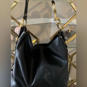 ʟᴇᴀᴛʜᴇʀ ᴄᴏᴀᴄʜ ᴘᴜʀꜱᴇ